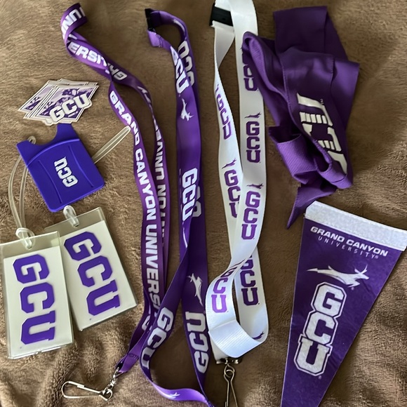 Grand Canyon University Hoodie and GCU logo bundle. - Picture 5 of 5